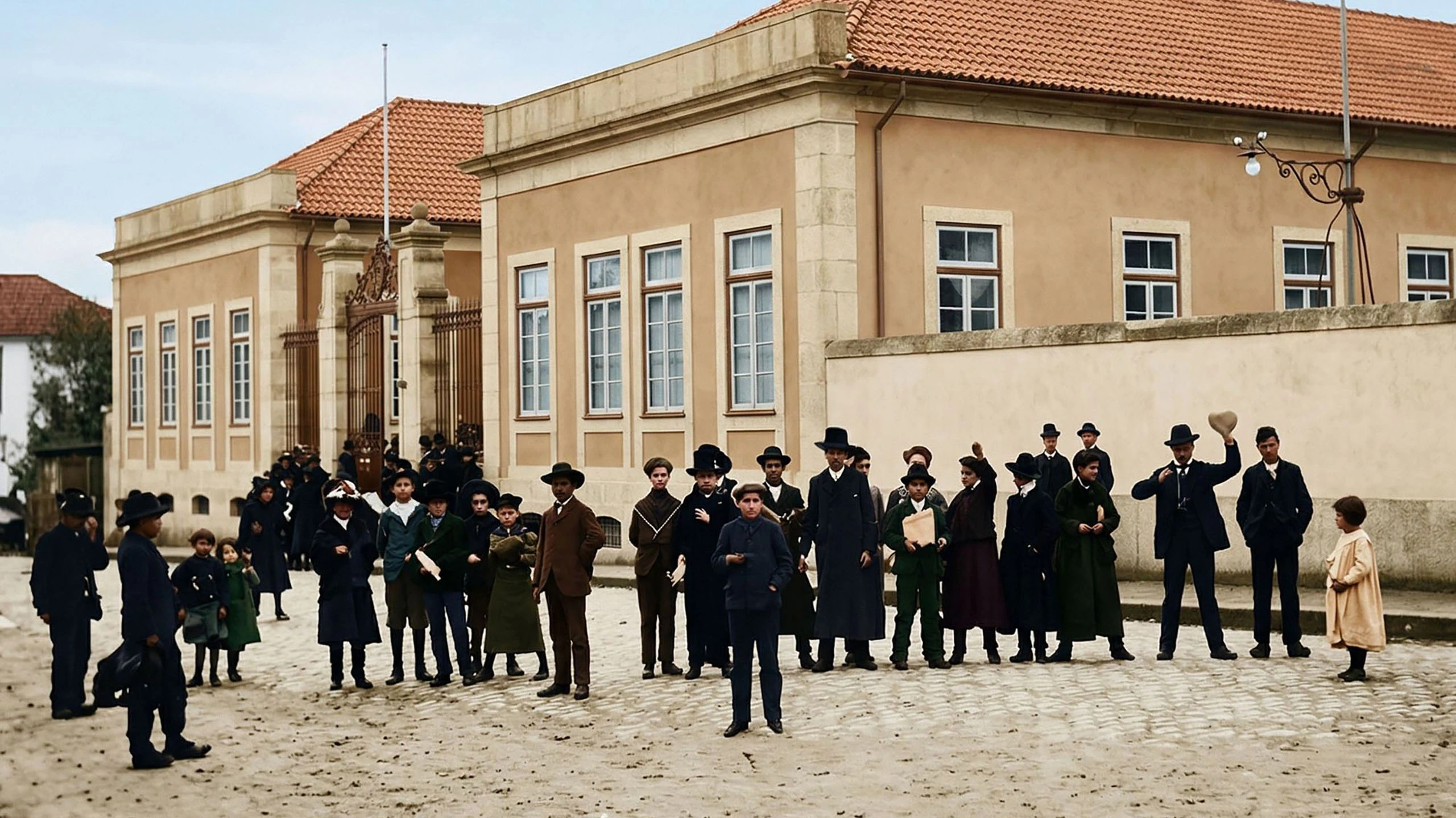 Inauguração do Liceu Nacional de Vila Real